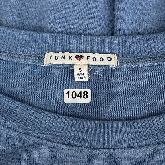 Junk Food Sleepin‎ In The USA Graphic Oversized Pullover Blue Sweatshirt Women S - Picture 5 of 11
